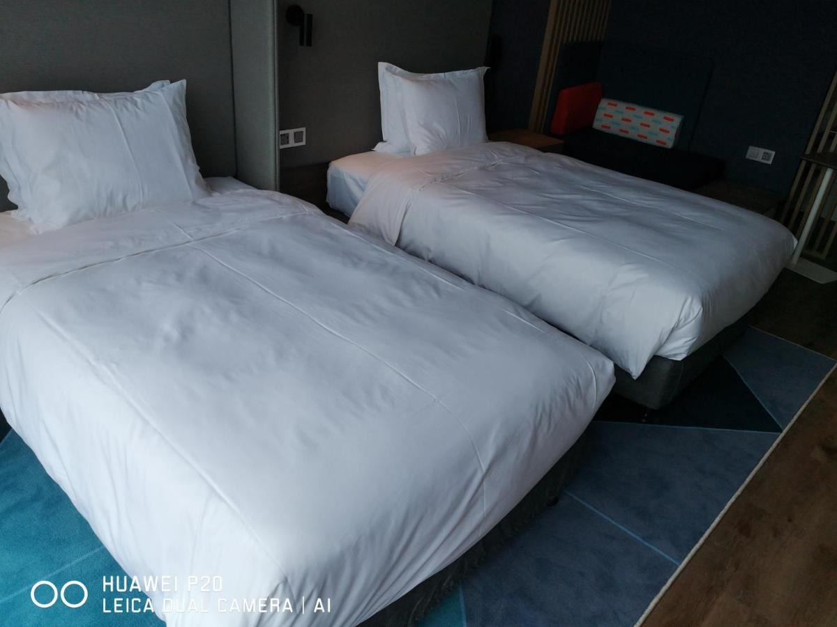 Holiday Inn Express Pengzhou Downtown, An Ihg Hotel Tianpeng Buitenkant foto