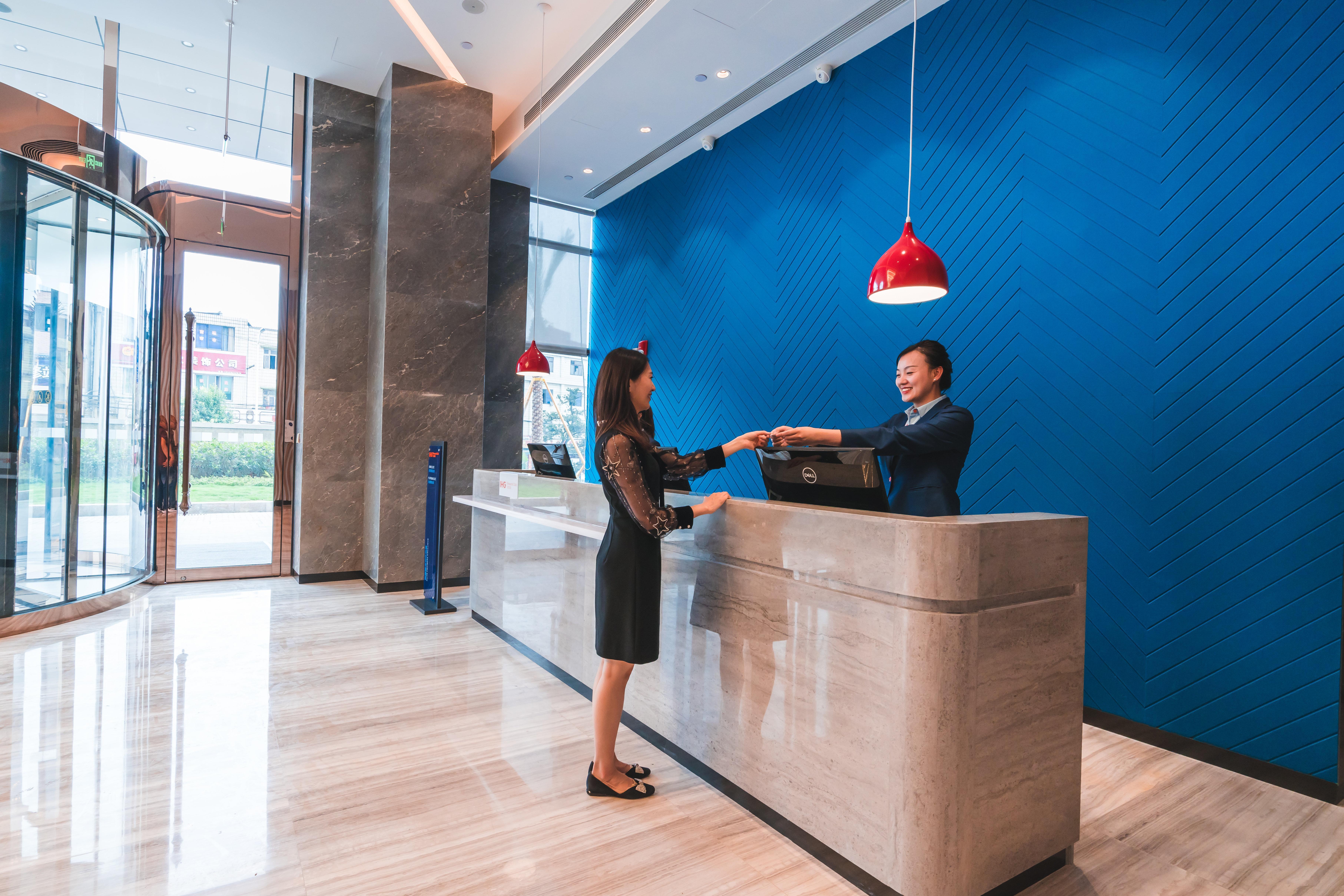 Holiday Inn Express Pengzhou Downtown, An Ihg Hotel Tianpeng Buitenkant foto